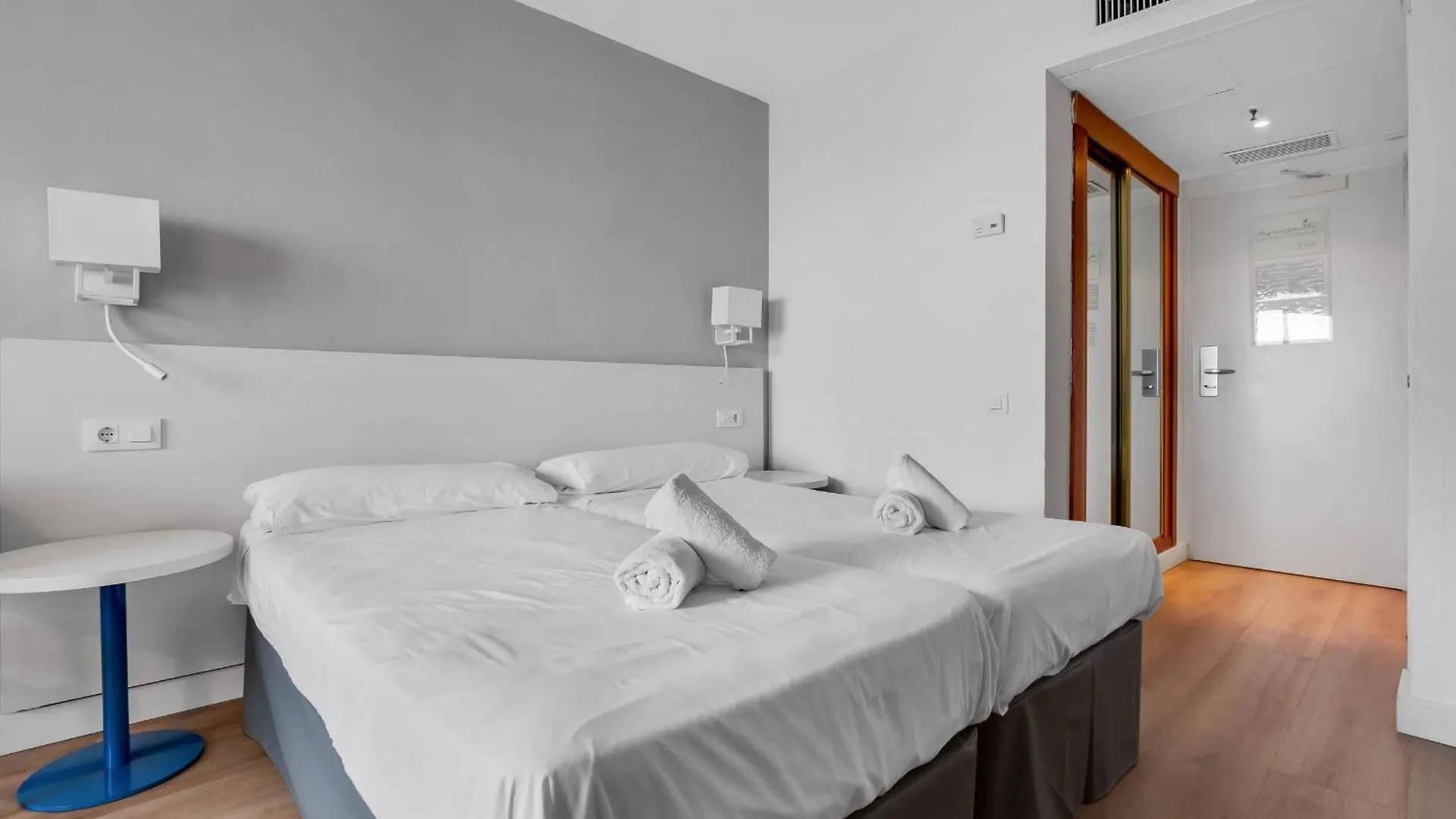 Sol 39 By Ivi Real Estate Apartment Torremolinos Spain